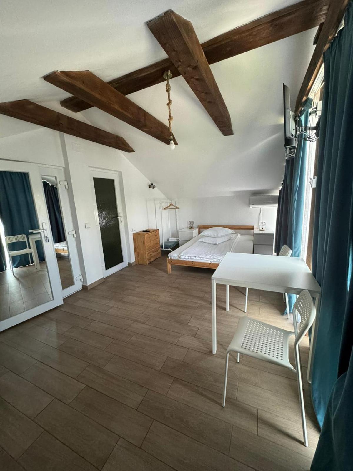 Casa De La Balta Hotel Rieni Buitenkant foto